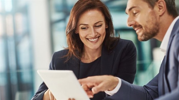 Comment recruter un cadre dirigeant au Canada ? Les étapes clés d’un Executive Search réussi